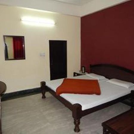 Hotel Chitra Heritage Haridwār Extérieur photo