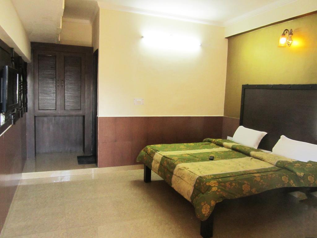 Hotel Chitra Heritage Haridwār Chambre photo