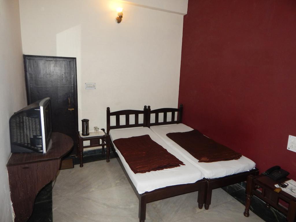 Hotel Chitra Heritage Haridwār Extérieur photo