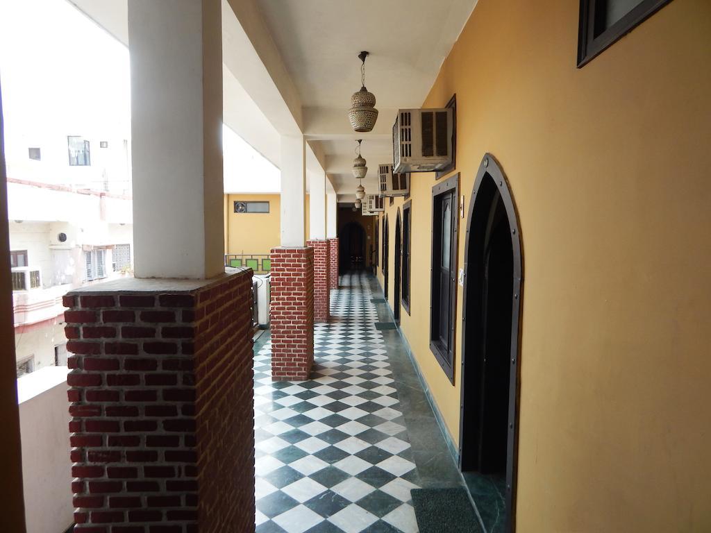 Hotel Chitra Heritage Haridwār Extérieur photo